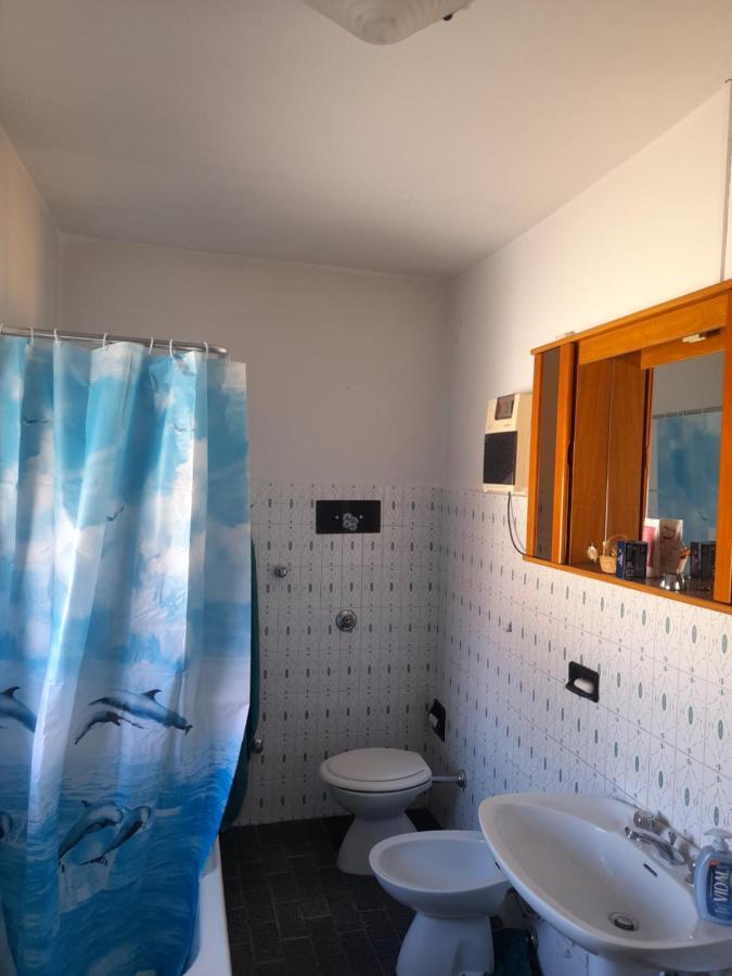 Castelveccana Nonna Anita Bed & Breakfast エクステリア 写真