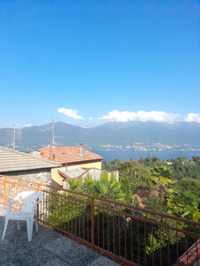Castelveccana Nonna Anita Bed & Breakfast エクステリア 写真